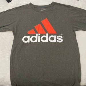 ADIDAS T SHIRT